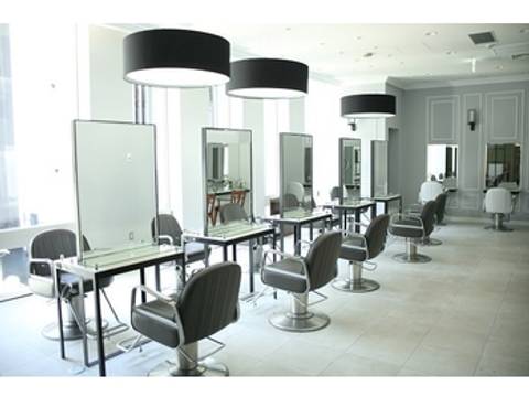 東京のキッズスペースや託児所のある美容院選 キッズカットのできるところも多数 3 子連れのおでかけ 子どもの遊び場探しならコモリブ 東京のキッズスペースや託児所のある美容院選 キッズカットのできるところも多数 3 子連れのおでかけ 子どもの遊び場探しならコモリブ