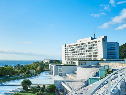 家族旅行におすすめ淡路島の子連れ宿泊できる宿選 ファミリー向けホテルやプール完備も 子連れのおでかけ 子どもの遊び場探しならコモリブ 家族旅行におすすめ淡路島の子連れ宿泊できる宿選 ファミリー向けホテルやプール完備も 子連れのおでかけ 子どもの遊び場探しならコモリブ