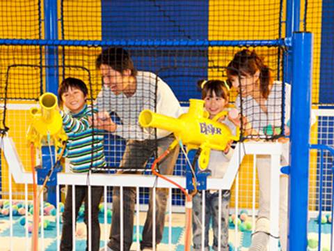 長野の子連れで行く屋内遊び場スポット9選 梅雨や暑い日にもぴったり 2 子連れのおでかけ 子どもの遊び場探しならコモリブ 長野の子連れで行く屋内遊び場スポット9選 梅雨や暑い日にもぴったり 2 子連れのおでかけ 子どもの遊び場探しならコモリブ
