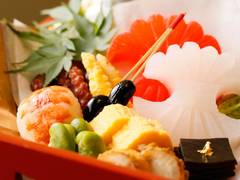 新宿で還暦祝いの食事会に利用できるお店10選！座敷席や個室のあるレストランも