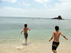 子供と楽しむ関東の海水浴場選 家族連れで賑わう磯遊びスポットや子連れに穴場な所も 5 子連れのおでかけ 子どもの遊び場探しならコモリブ 子供と楽しむ関東の海水浴場選 家族連れで賑わう磯遊びスポットや子連れに穴場な所も 5 子連れのおでかけ 子どもの遊び場探しならコモリブ