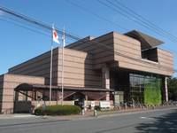 東松山市立図書館 の写真