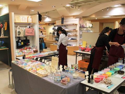 新宿の子連れでも行きやすいおすすめショッピングスポット8選 子連れのおでかけ 子どもの遊び場探しならコモリブ 新宿の子連れでも行きやすいおすすめショッピングスポット8選 子連れのおでかけ 子どもの遊び場探しならコモリブ