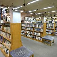 尾道市立中央図書館 の写真 (3)
