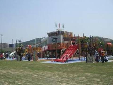 熊本のおすすめ公園30選 アスレチックや遊具が揃う公園から熊本市内の大型公園まで 子連れのおでかけ 子どもの遊び場探しならコモリブ 熊本のおすすめ公園30選 アスレチックや遊具が揃う公園から熊本市内の大型公園まで 子連れのおでかけ 子どもの遊び場探しならコモリブ